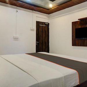 Hotel O Sai Inn Lodging